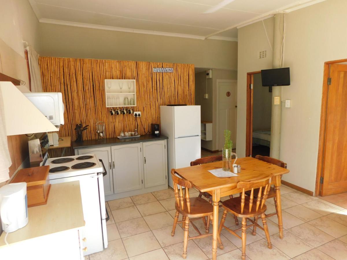 De Rusty Farm Apartment ภายนอก รูปภาพ