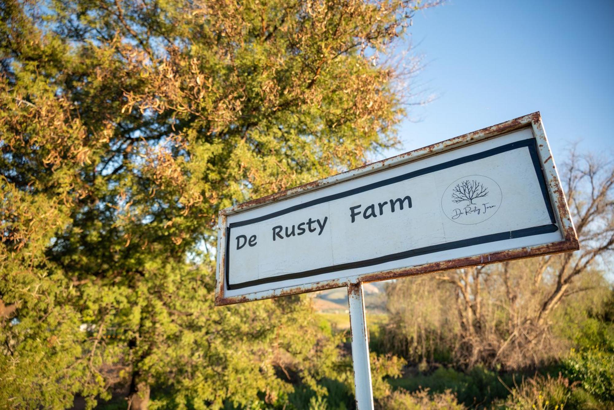 De Rusty Farm Apartment ภายนอก รูปภาพ